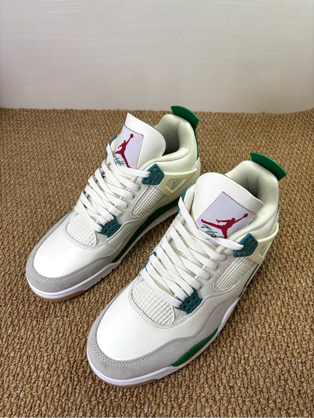 Nike SB x Air Jordan 4 Retro Pine Green -Men’s Athletic Shoes Sneakers - Picture 2 of 6